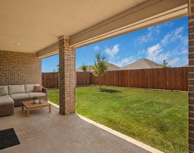 772 Soar Sky Way - Photo Thumbnail 2