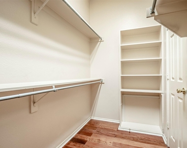 206 Meredith Court - Photo Thumbnail 22
