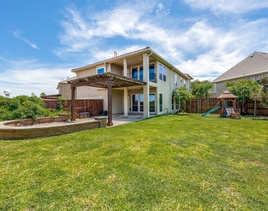 2043 Loma Alta Drive - Photo Thumbnail 22