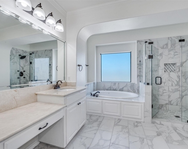 2043 Loma Alta Drive - Photo Thumbnail 15