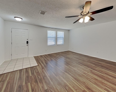 5145 Cliff Oaks Drive - Photo Thumbnail 1
