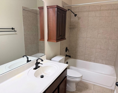 2612 Patriot Drive - Photo Thumbnail 24