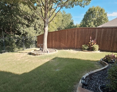 2908 Kirkwood Drive - Photo Thumbnail 5