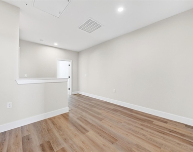 221 Melody Lane - Photo Thumbnail 25