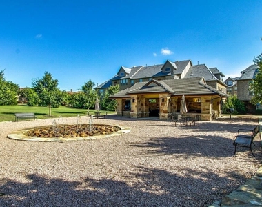 6464 Naples Drive - Photo Thumbnail 17