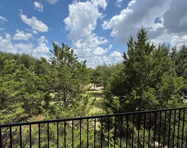 6464 Naples Drive - Photo Thumbnail 16