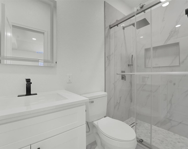1810 Prairie View Drive - Photo Thumbnail 11