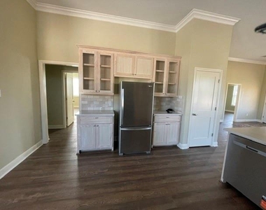 12604 Plassmeyer Place - Photo Thumbnail 5