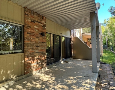 2026 Signal Ridge Place - Photo Thumbnail 3