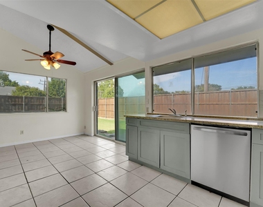 2135 Wheaton Drive - Photo Thumbnail 20