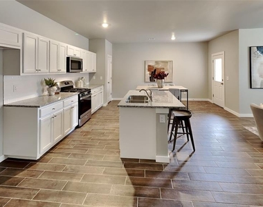 17860 Lantana Loop - Photo Thumbnail 11