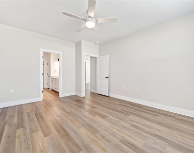 3006 Harmon Drive - Photo Thumbnail 12