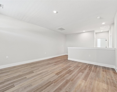 3006 Harmon Drive - Photo Thumbnail 17