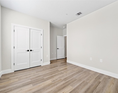 3006 Harmon Drive - Photo Thumbnail 25