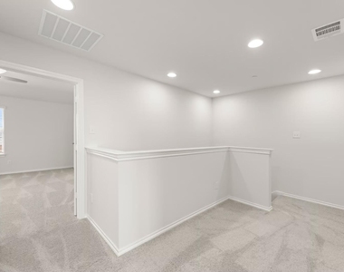 4511 Avion Drive - Photo Thumbnail 11