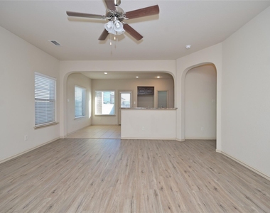 5933 Comanche Peak Drive - Photo Thumbnail 18