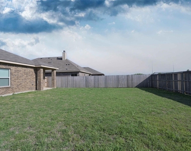 5933 Comanche Peak Drive - Photo Thumbnail 36