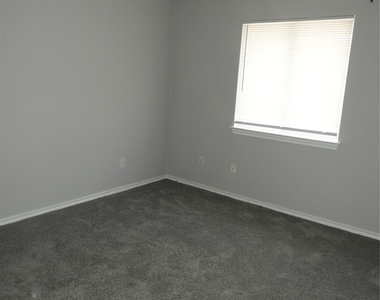 2604 Lookout Drive - Photo Thumbnail 7