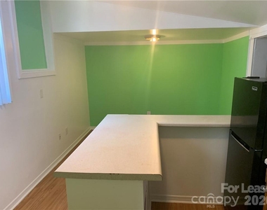 544 N Center Street - Photo Thumbnail 6