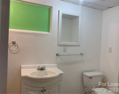 544 N Center Street - Photo Thumbnail 4
