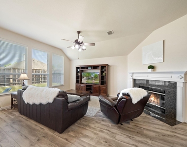 2653 Whispering Trail - Photo Thumbnail 14