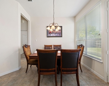 2653 Whispering Trail - Photo Thumbnail 18