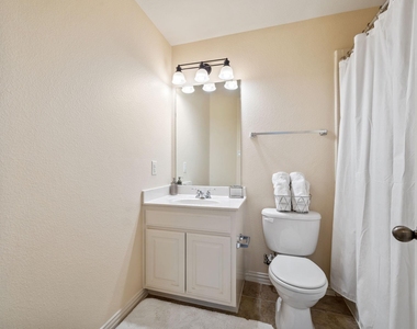 2653 Whispering Trail - Photo Thumbnail 9