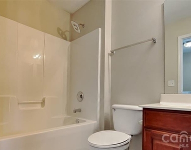 9514 Cadman Court - Photo Thumbnail 11