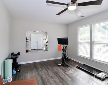 17633 Delmas Drive - Photo Thumbnail 26