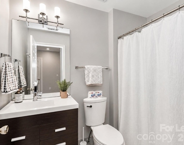 17633 Delmas Drive - Photo Thumbnail 28