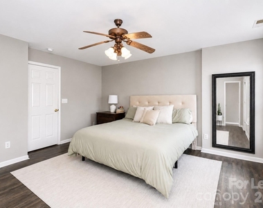 17633 Delmas Drive - Photo Thumbnail 21