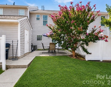 17633 Delmas Drive - Photo Thumbnail 33