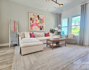 421 Prine Place - Photo Thumbnail 8