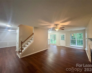 5517 Brook Falls Court - Photo Thumbnail 5