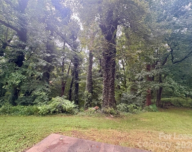 5517 Brook Falls Court - Photo Thumbnail 4