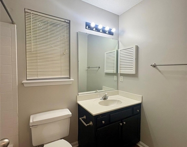 5517 Brook Falls Court - Photo Thumbnail 33