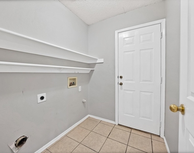745 Woodridge Drive - Photo Thumbnail 35