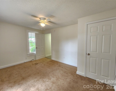 650 Harris Street Nw - Photo Thumbnail 7
