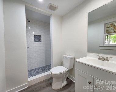 650 Harris Street Nw - Photo Thumbnail 12