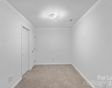 11022 Garden Oaks Lane - Photo Thumbnail 15