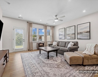 217 Brooks Springs Drive - Photo Thumbnail 14