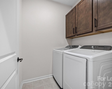 217 Brooks Springs Drive - Photo Thumbnail 35