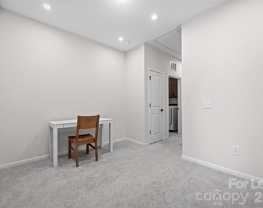 217 Brooks Springs Drive - Photo Thumbnail 27