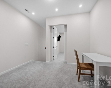 217 Brooks Springs Drive - Photo Thumbnail 26