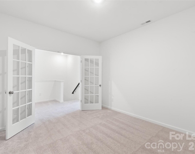 204 Silver Fleet Drive - Photo Thumbnail 21