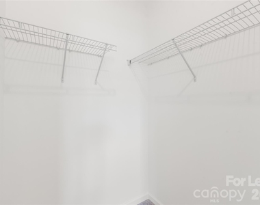 204 Silver Fleet Drive - Photo Thumbnail 33