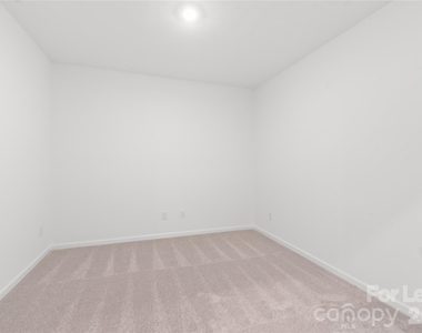 204 Silver Fleet Drive - Photo Thumbnail 20