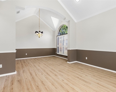 7421 Avalon Drive - Photo Thumbnail 25