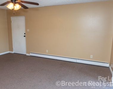 239 Maple Street - Photo Thumbnail 2