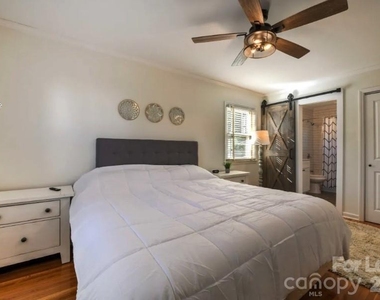 2631 Vail Avenue - Photo Thumbnail 6